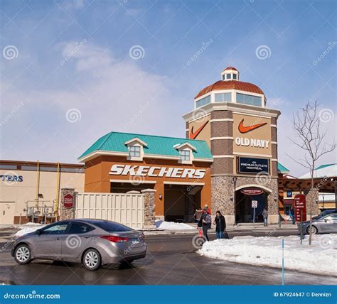 best outlet mall in montreal.